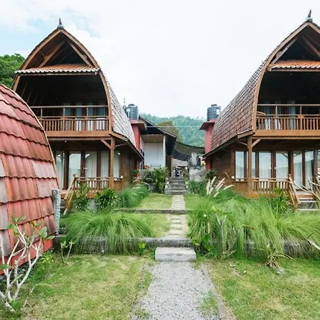 Villa Kedisan Lakeview-2